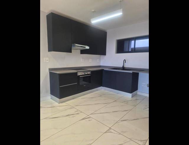 2 BEDROOM APARTMENT FOR SALE IN WINDERMERE